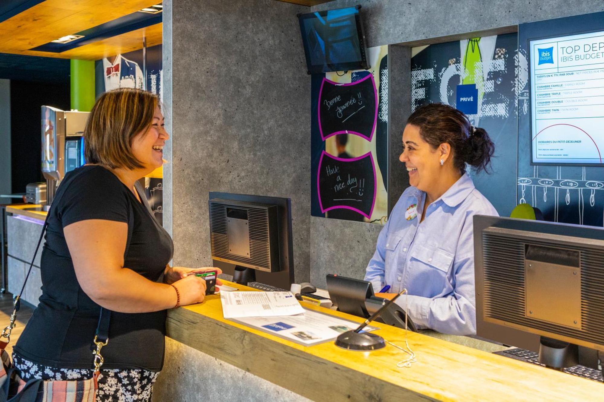 Ibis Budget Paris Porte De Pantin Exterior photo